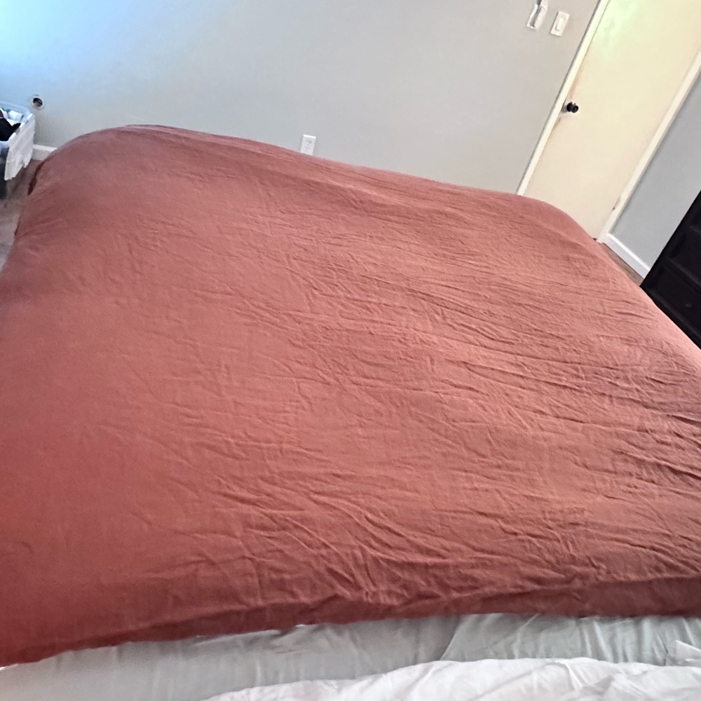 The Citizenry 100% French Linen Duvet Cover Terracotta Colored King B35 - Picture 3 of 13